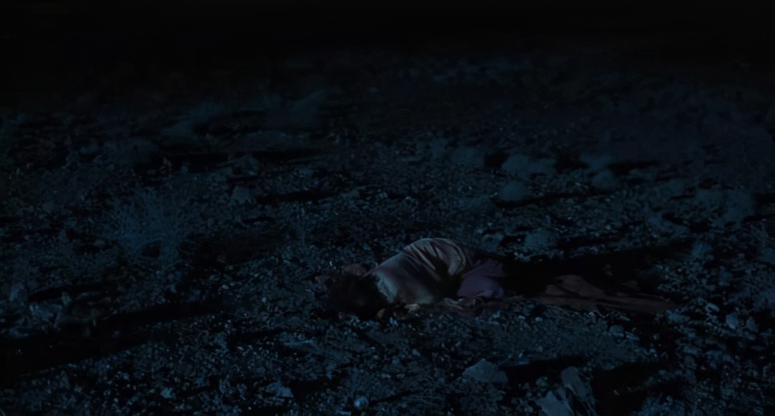 “割礼”惨无人寰的陋习，*害迫**着女性身体，震撼人心《沙漠之花》