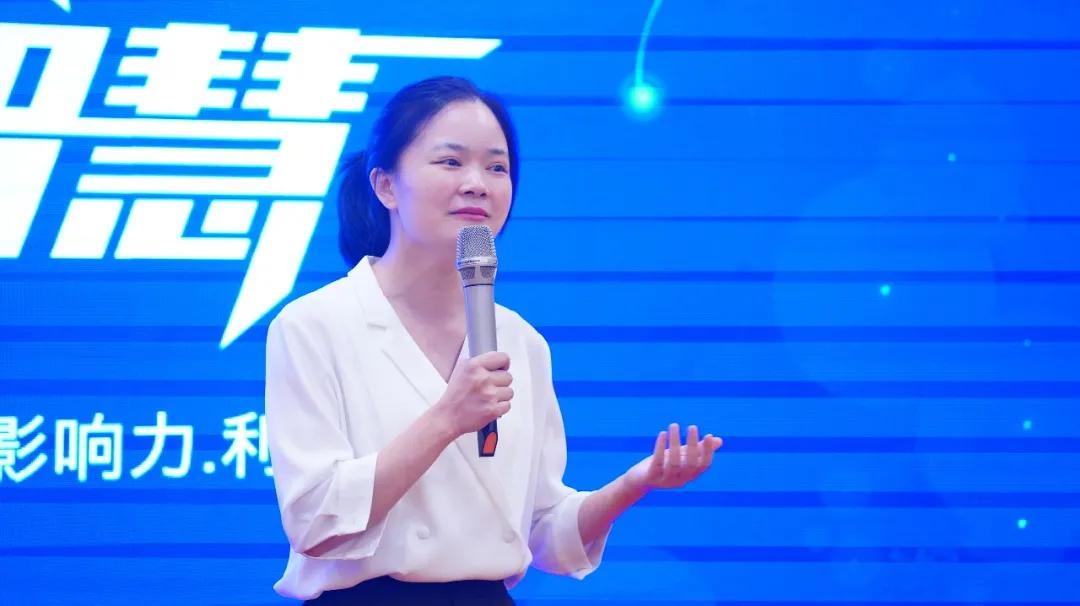 一些好的演讲技巧,能用到的演讲技巧