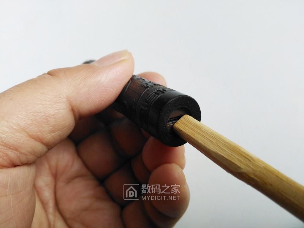 火折子打火机拆解,高科技充电打火机