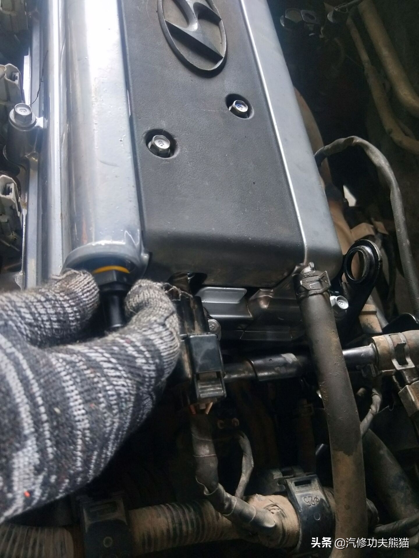 现代悦动丢机油是什么原因,现代悦动没机油不报警