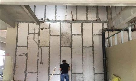 轻质砖砌墙和水泥板隔墙哪个好,轻质砖隔墙用纯水泥可以吗