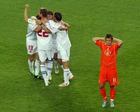 2004欧洲杯错失单刀,2012年欧洲杯经典对决