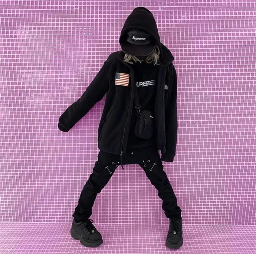 日本年轻人的时尚穿着,日本人的时尚潮流穿着