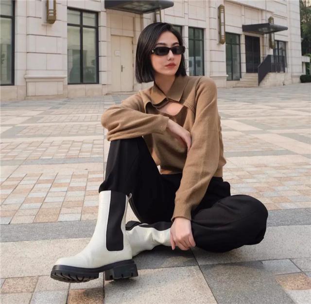 杨幂超爱这款烟筒靴！不仅能拯救腿型不直，还显高又显瘦