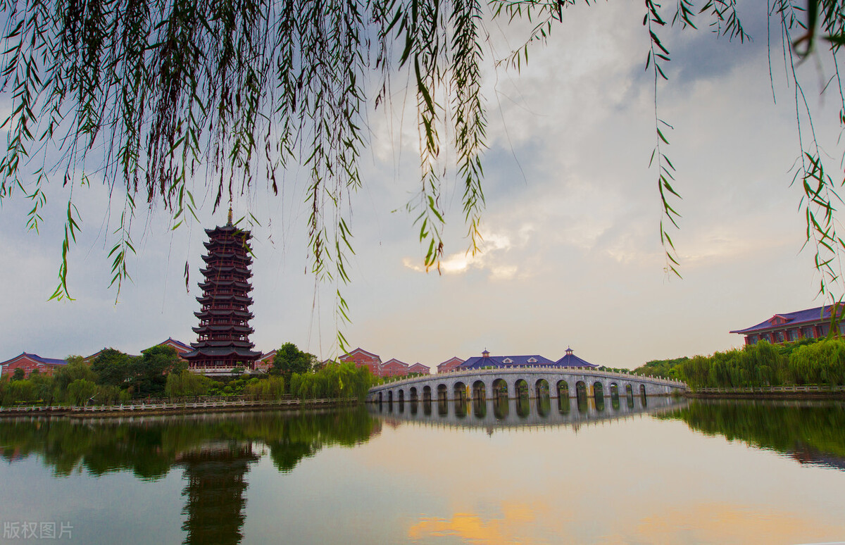 护理专业学什么薪资高,读护理专业出来一般工资有多少