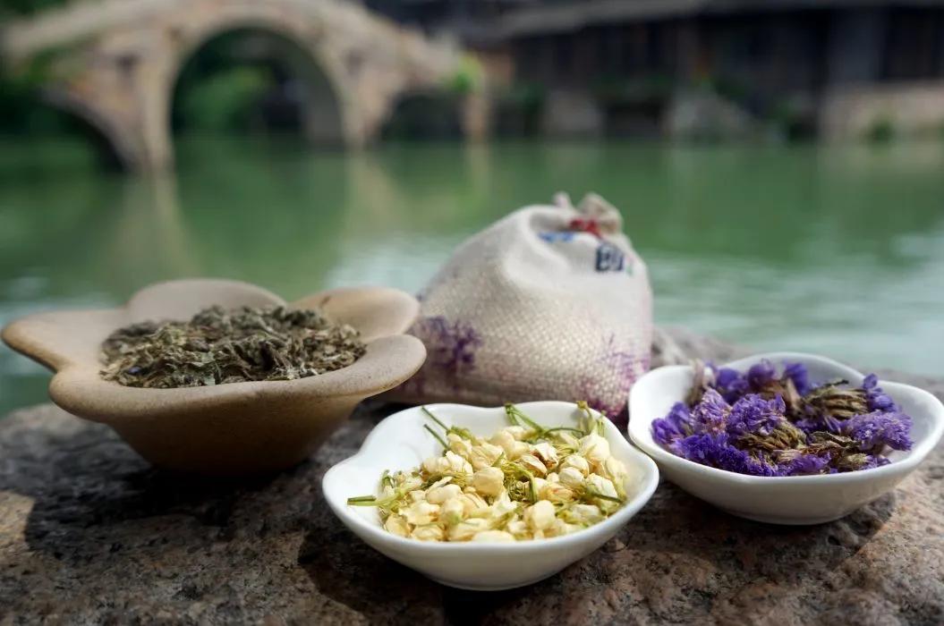 西栅景区内住宿预订包含门票,西栅景区内住宿免门票吗