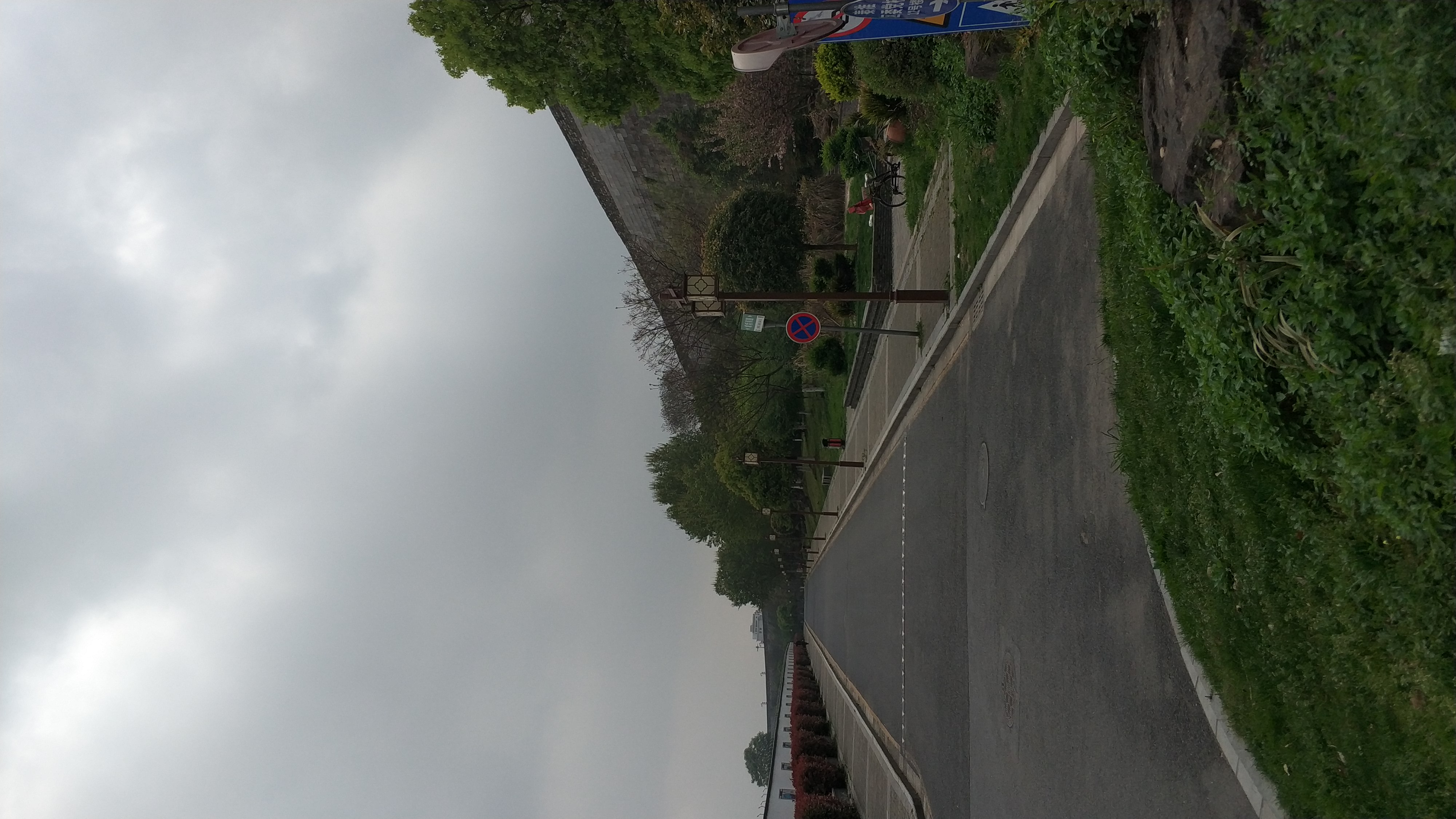 登金陵凤凰台李白其中有名的句子,登金陵凤凰台含着李白独特的句子