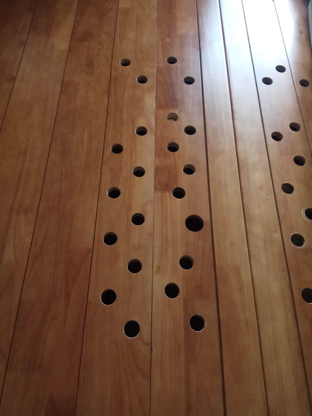 实木床板潮湿怎么解决,床板潮湿解决小妙招