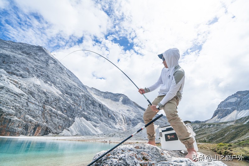 竹子鱼竿挑选技巧视频教程,怎么挑选偏软质量比较好的鱼竿