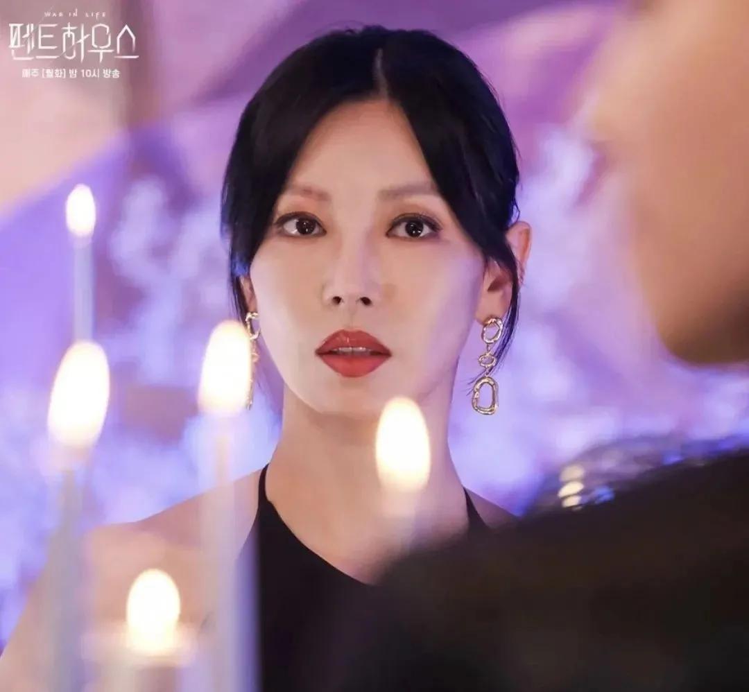 30岁御姐风穿搭,顶楼名媛风穿搭