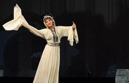 窦娥临死前发下三桩毒誓，除了六月飞雪，另外两桩毒誓是啥？