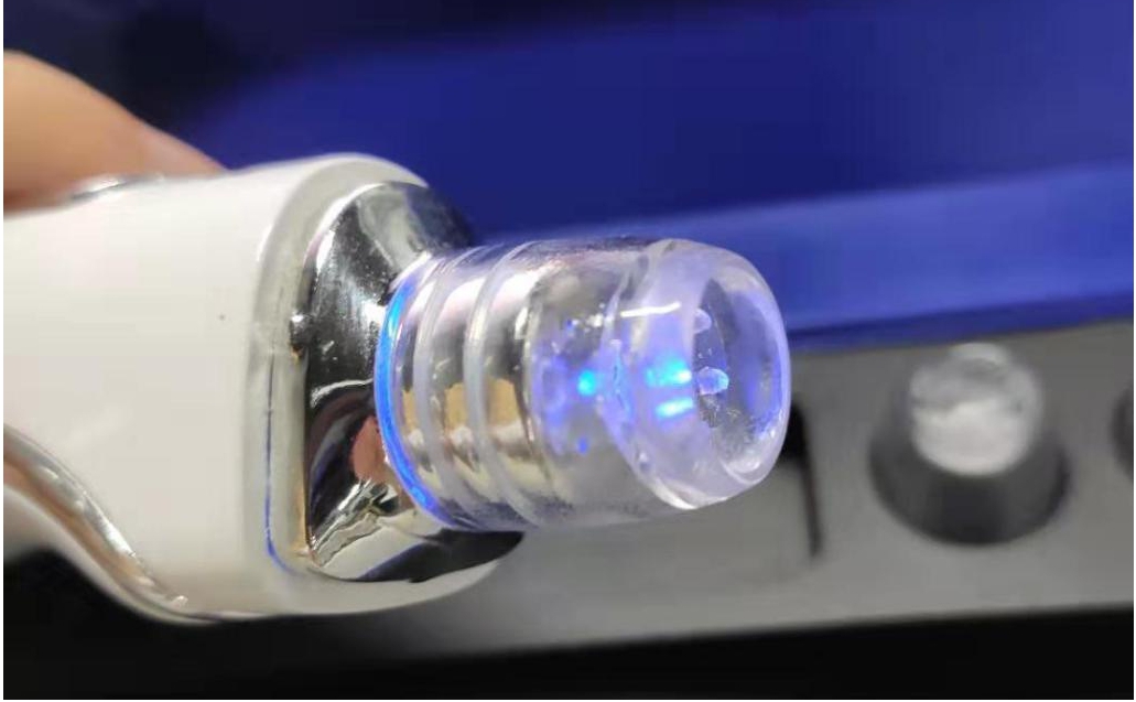 崔雪莉抑郁自杀,英国伯奢BOXURY发现痘痘竟然也能引发抑郁