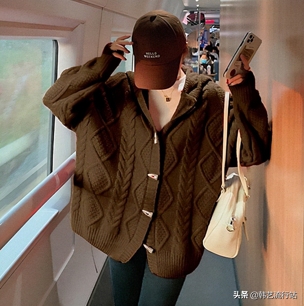 韩国2022春夏流行毛衣款式大全,今年韩国最流行的毛衣长款