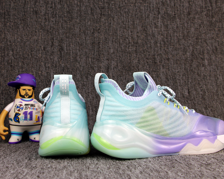 安踏kt4低帮哪个配色最好看,安踏kt6低帮篮球鞋怎么样