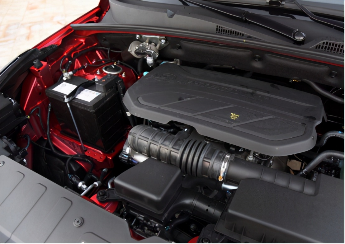 五菱宏光s3和长安欧尚cx70哪个好,五菱宏光s3新款2022款自动挡7座