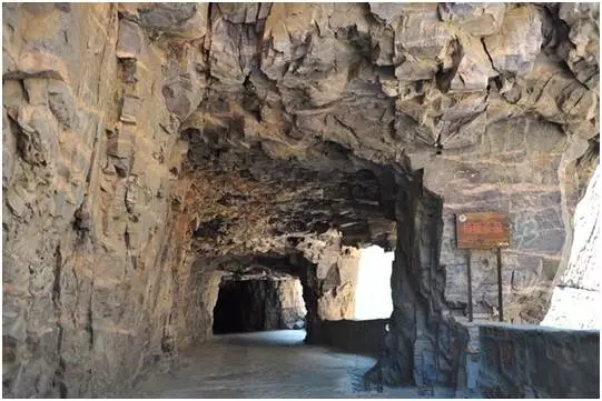 古诗词最好一句让人意难平的名句,诗词中难以启齿的19个字