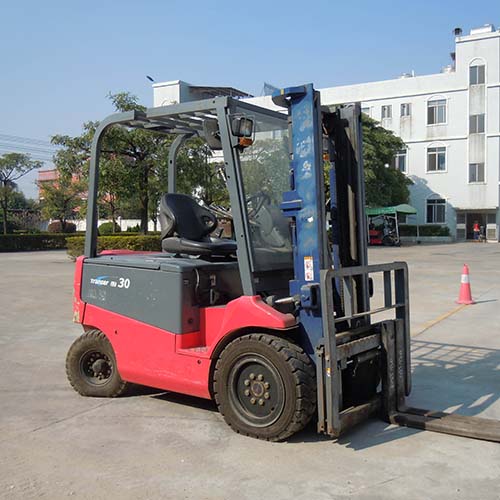 二手进口旧叉车翻新条件,二手叉车是正规的吗