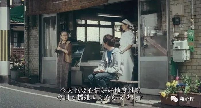 惊恐发作要不要服抗焦虑的药,惊恐发作去医院抢救