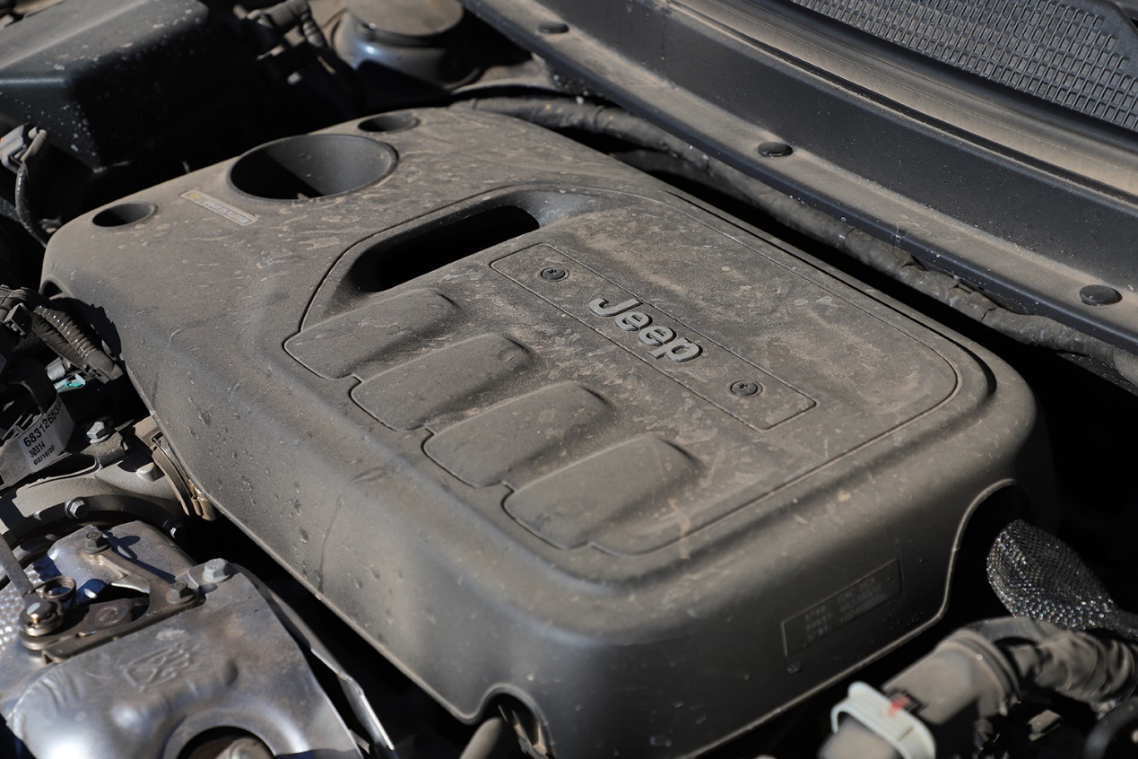 试驾jeep新款大指挥官,jeep大指挥官挑战绝望坡