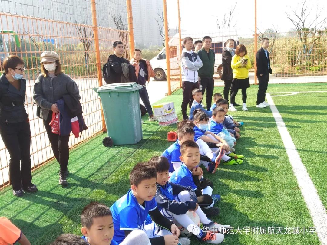 华师附属恒大龙城小学足球队,武汉小学生足球联赛前八名学校