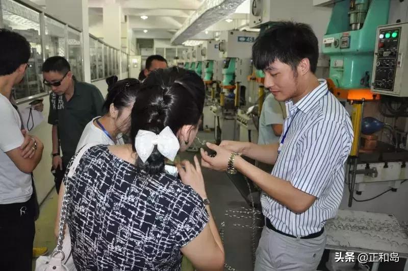 十年前，他在流水线上咬牙，今天他年入2亿，成了行业标杆