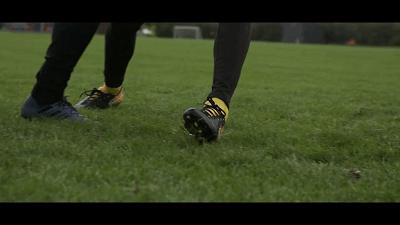 实战简单过人技巧,双变向过人如何做到精髓