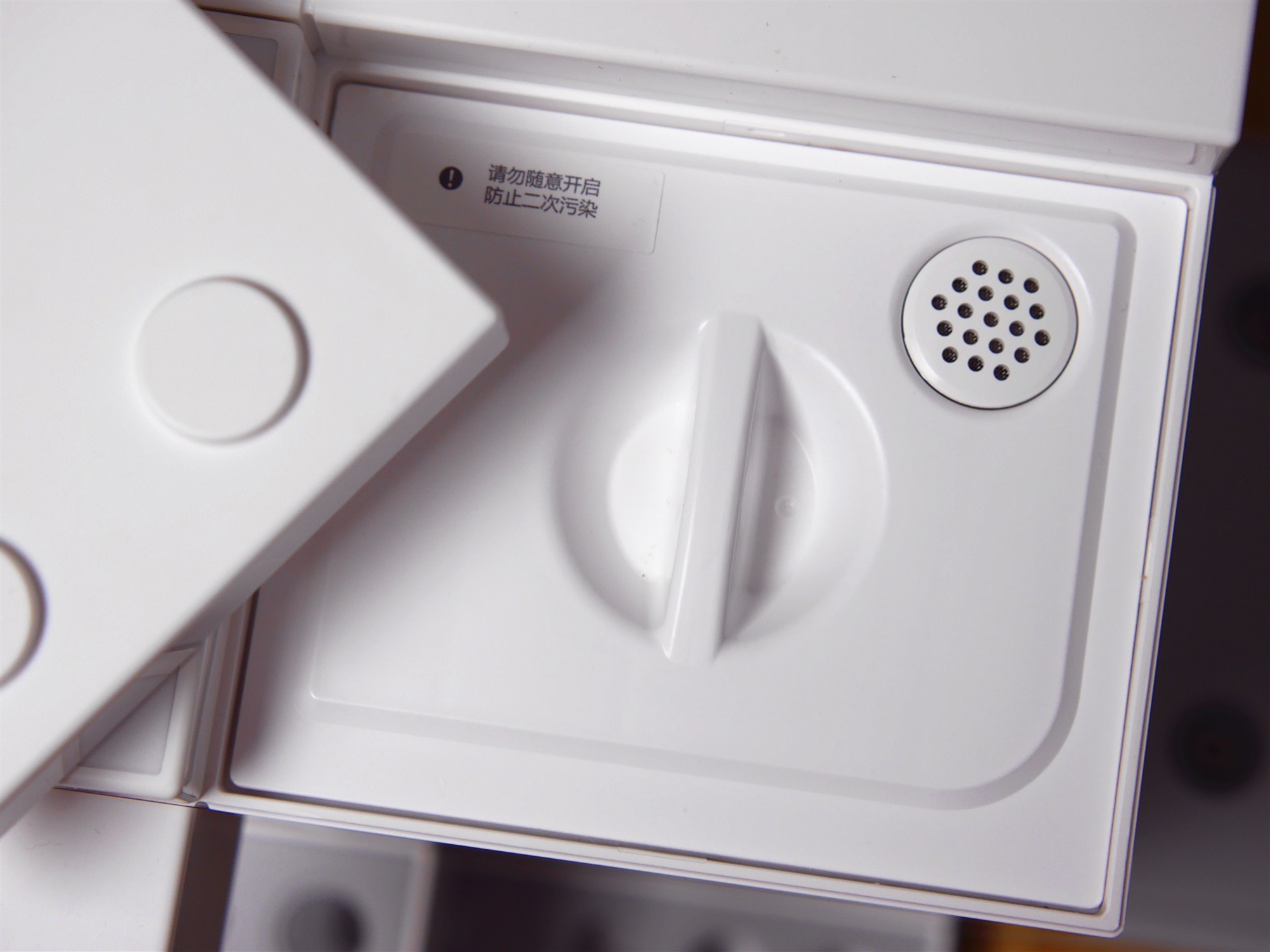 把纯水机从厨房搬到桌面上,小米优点酷吧让孩子喝上有温度的纯水