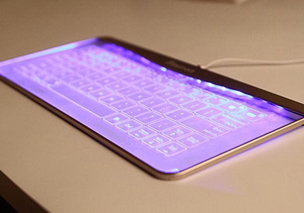 和玻璃一样的键盘,透明键盘耐用吗