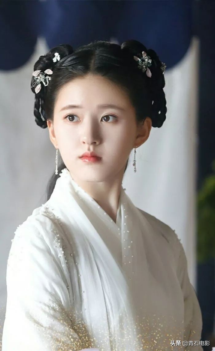 被忽略的言情小说女主,低成本大热网剧女主穿越回古代