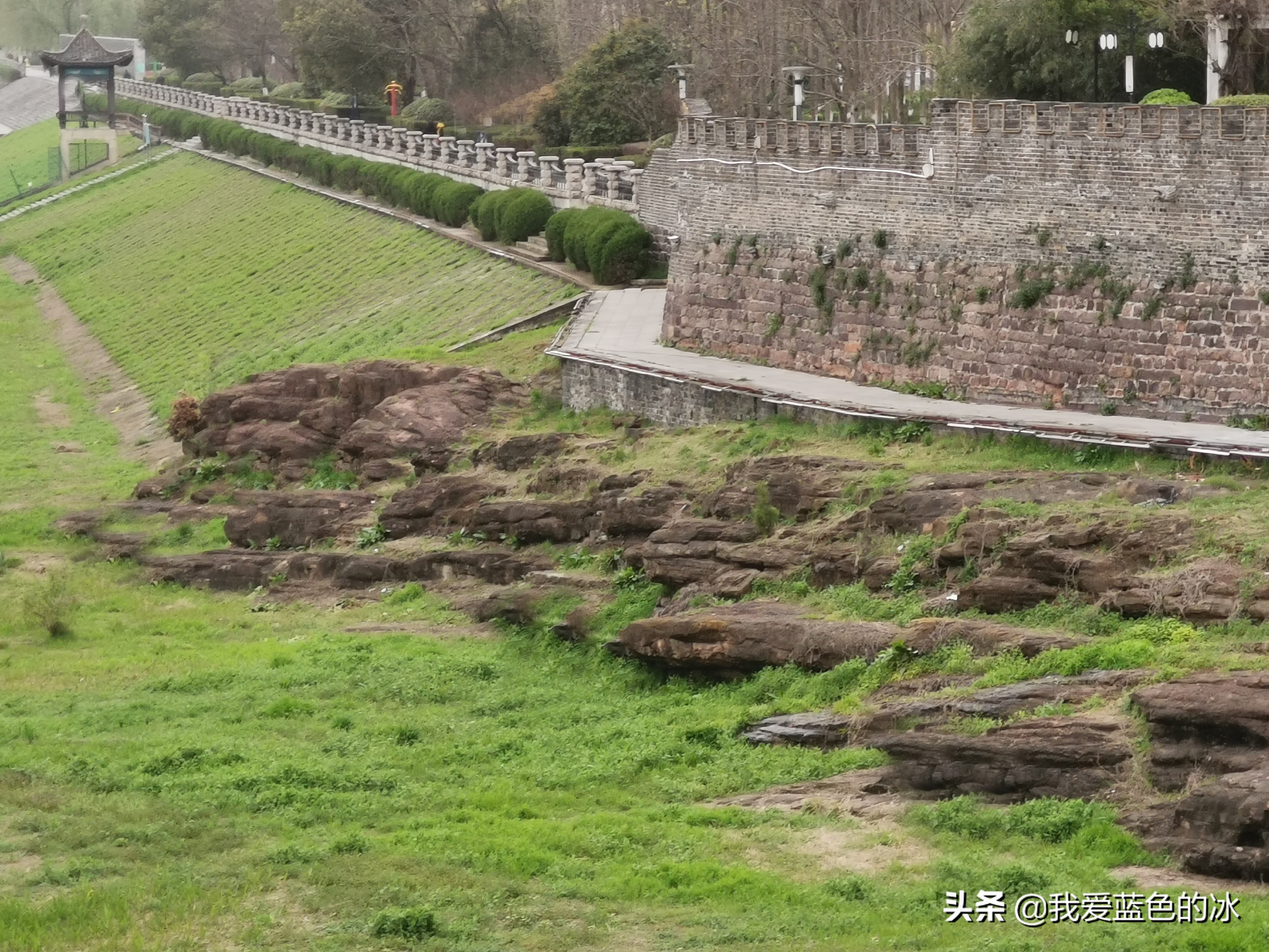 六安月亮岛分岛,六安的月亮岛旁边的小岛