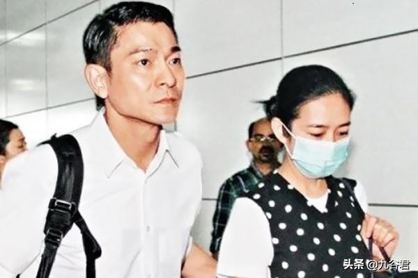 隐婚、整容还有？！一起看看明星们最不想让人知道的秘密。