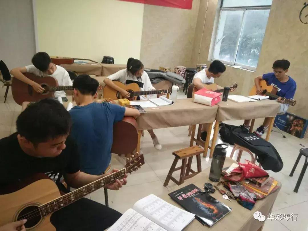 中高考声乐培训,中高考艺术生声乐培训