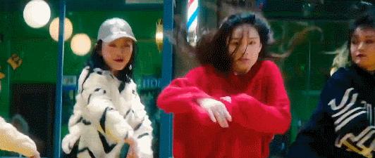 向佐唱歌名场面,向佐人生低谷完整视频