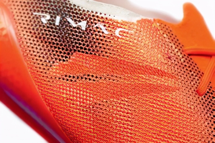 rimac跑车测试,pumaultra足球鞋测评