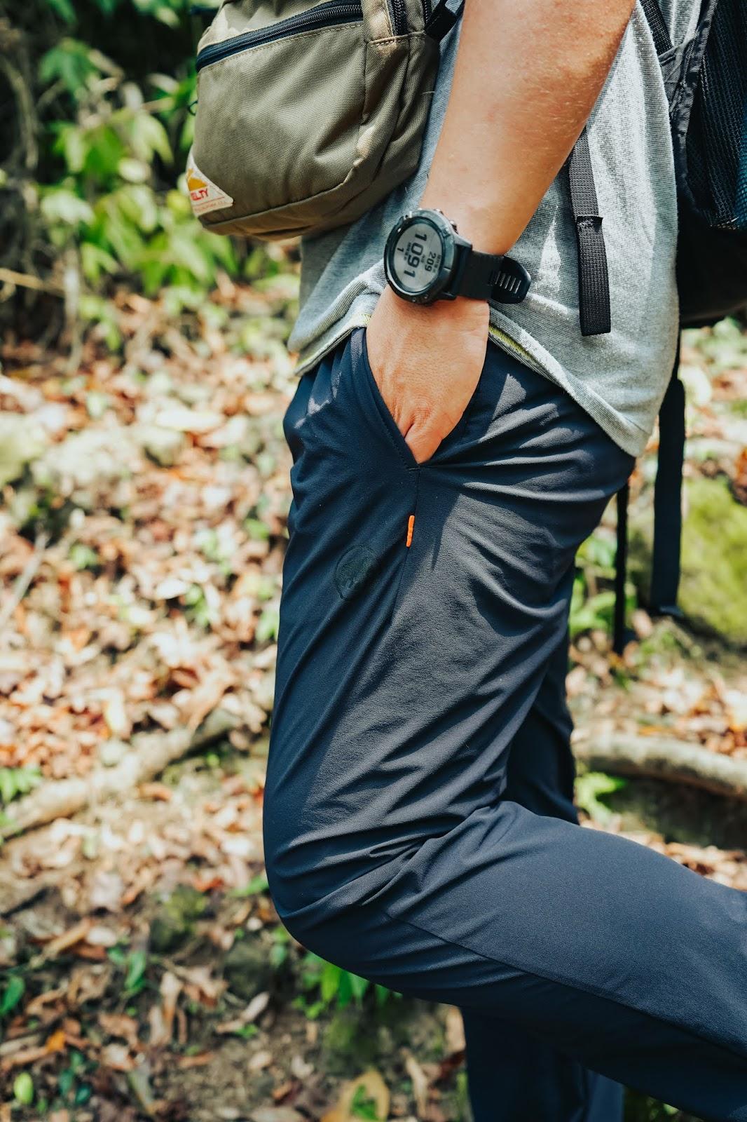 单日轻装徒步包,野外徒步的装备