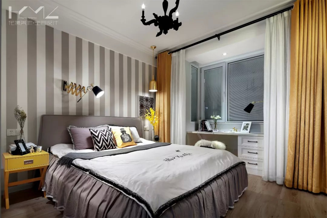 家里装修墙壁太单调怎么办,家里空白墙面怎么装饰实用