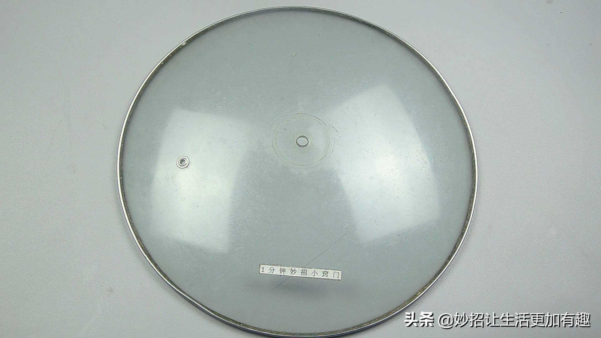 炒菜的锅的把手坏了怎么办,炒菜的时候锅盖扣住了怎么办