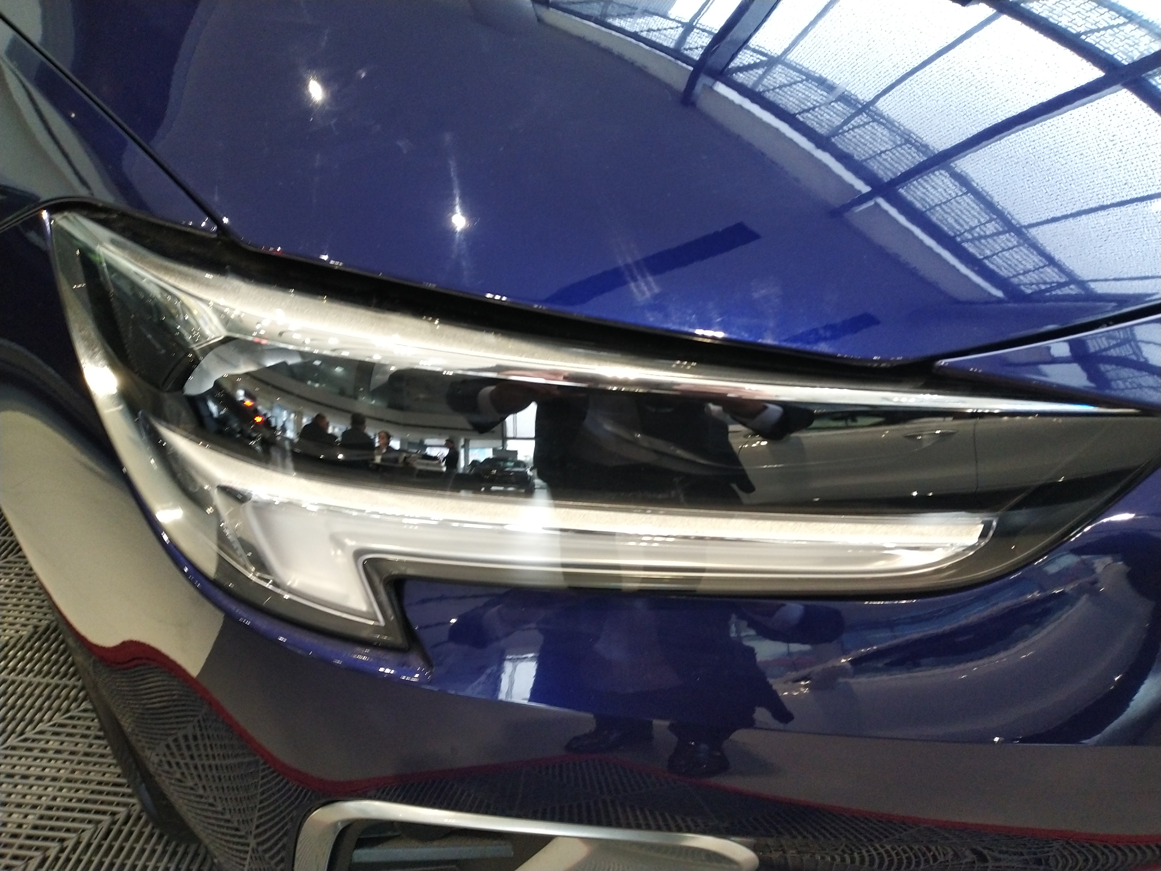 君威gs运动外观,别克君威gs2.0t极速测试