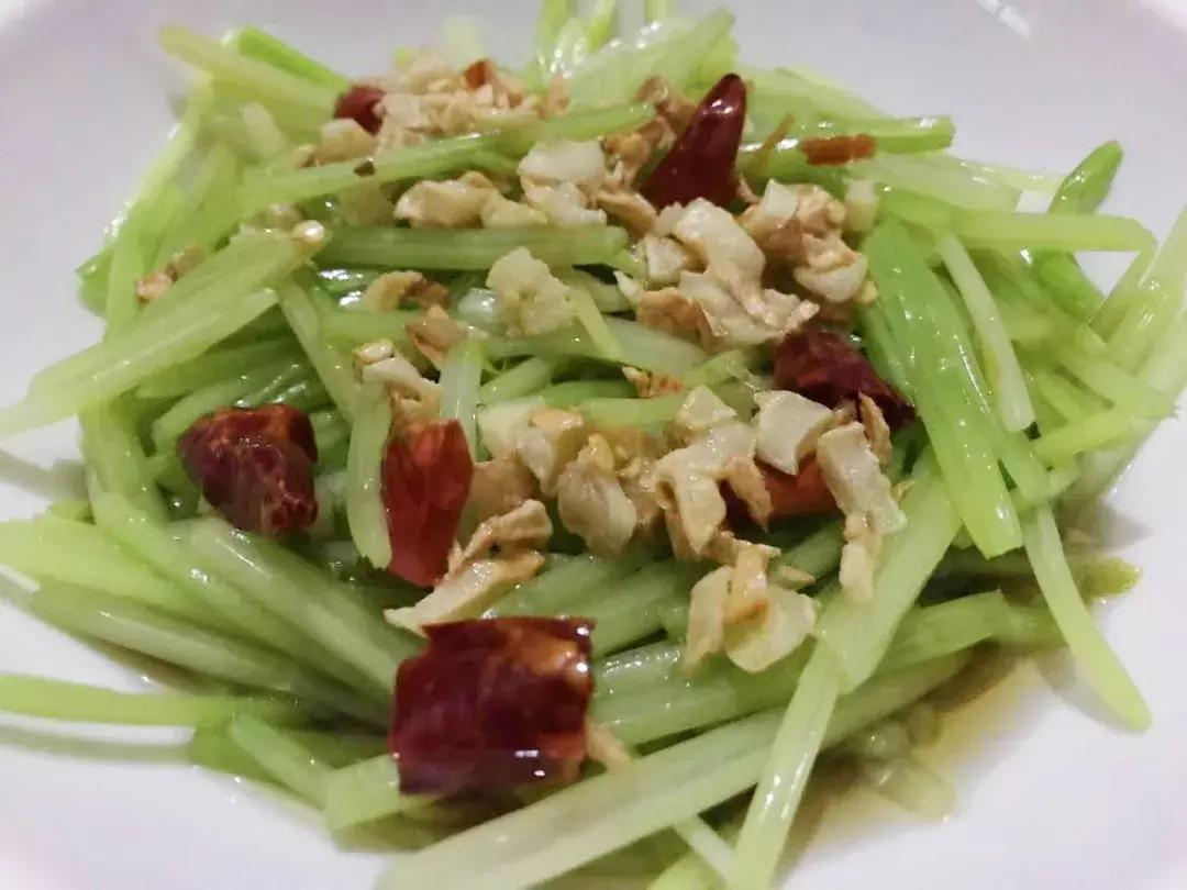 潮汕生腌海鲜一口吃完,潮汕生腌海鲜不是一般人能吃的