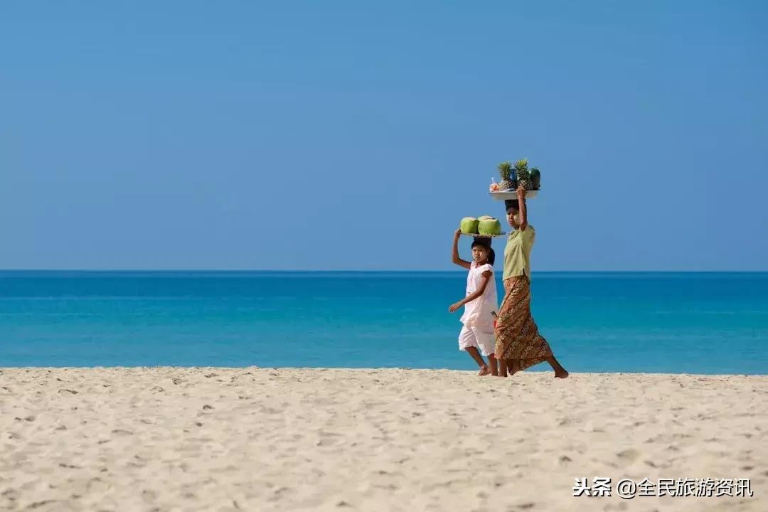 这个藏着绝美海滩和热气球的东南亚小国说走就走！