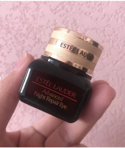 涂了过期的眼霜,抹了五十年的眼霜