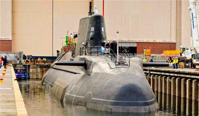 现代海军潜艇鱼雷有用吗,现代战舰潜艇鱼雷