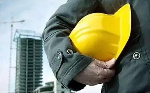 缁堟垚鍥介檯,鍛ㄦ姤缁勭粐鏋舵瀯