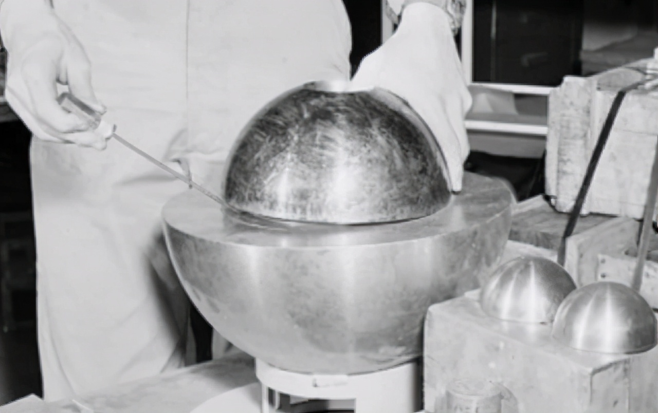 70年前美国研究的“恶魔之心”，威力远超原*弹子**，如今仍受它威胁