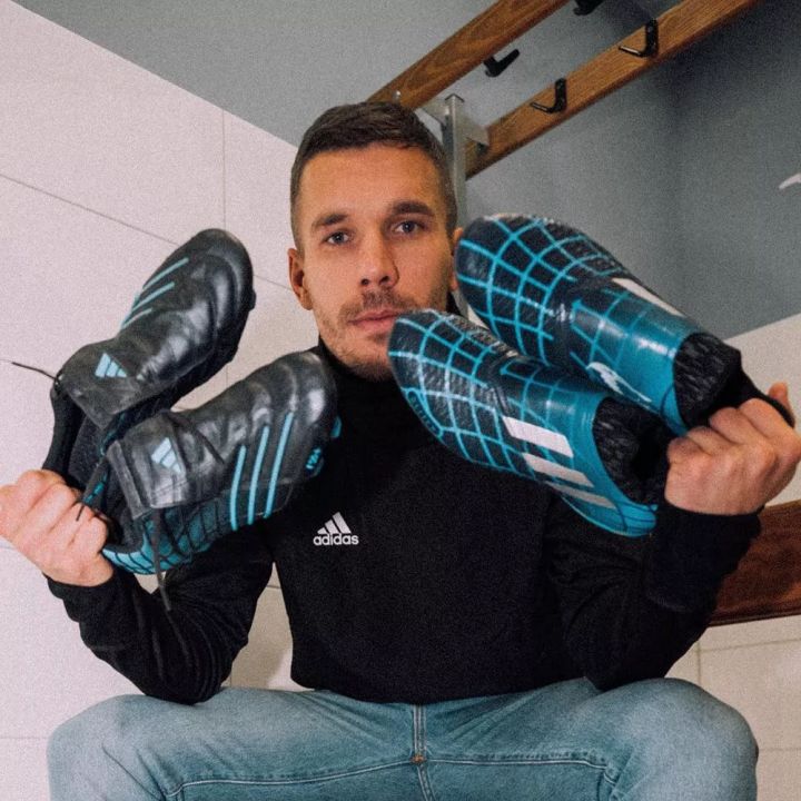 adidas褪色,adidas历史舞台