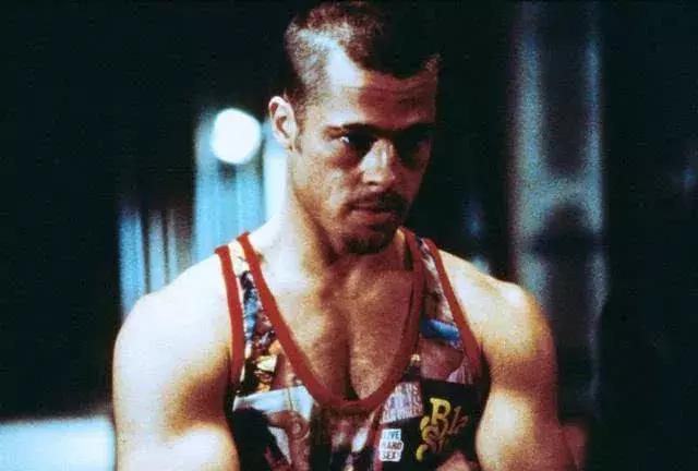 又嗨又深刻，这部豆瓣9.0的神作搁现在就是一部*片禁**