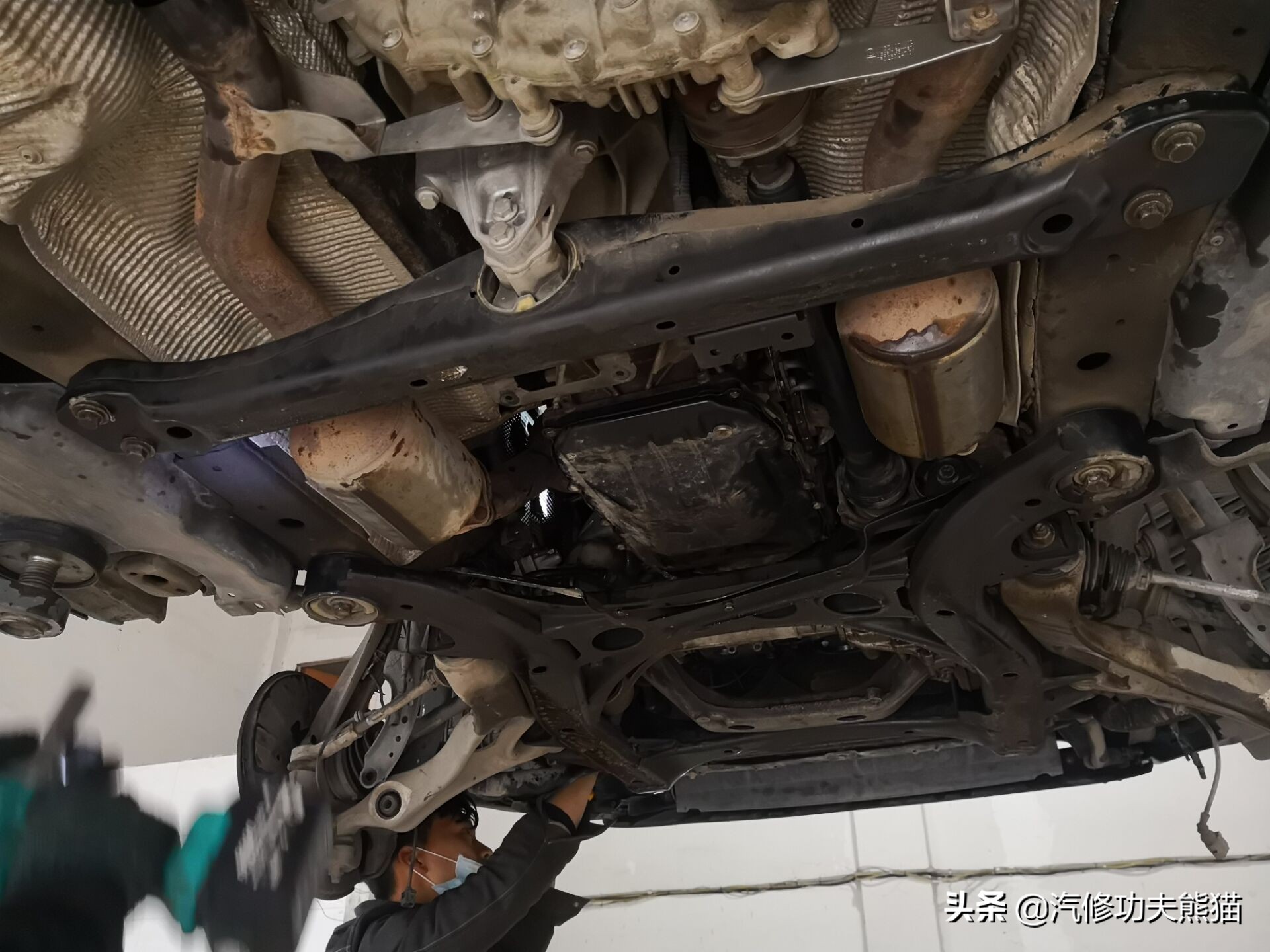 只因修烧机油却被人修到残废！4S拒修！一台奥迪Q7的重生路