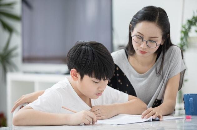 幼儿园教师辞职后可以做什么,幼儿园老师有什么出路
