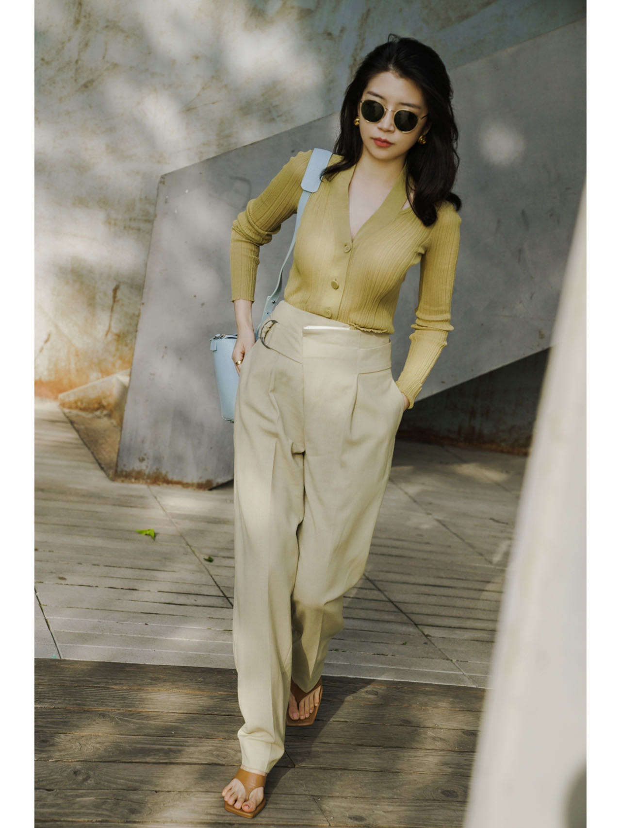 脸胖的女孩要怎么搭配才显瘦,脸大怎么搭配显瘦