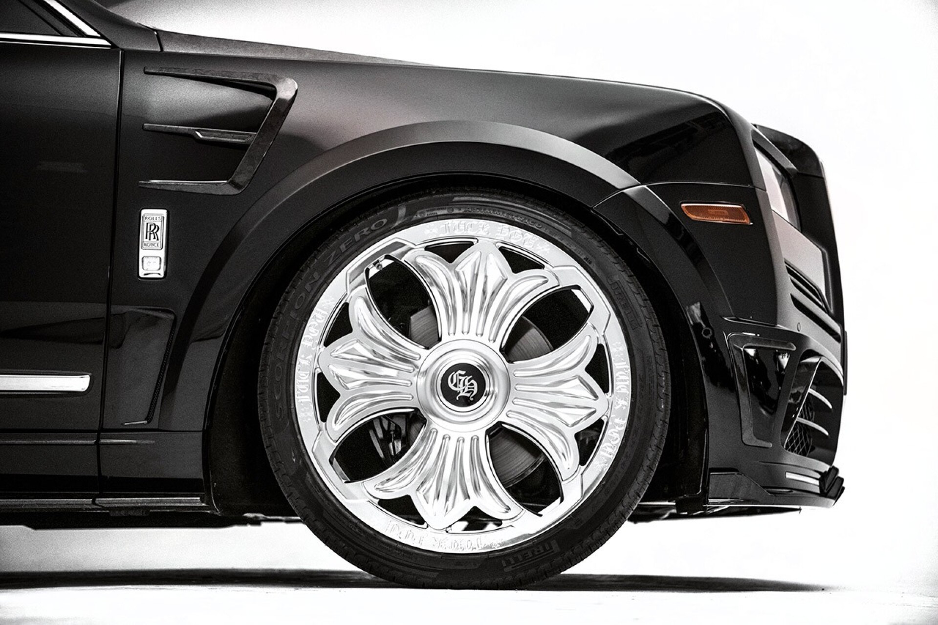 鍔虫柉鑾辨柉瓒呴叿杞﹀瀷,鍔虫柉鑾辨柉鍢诲搱